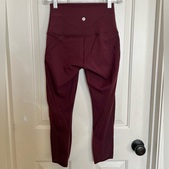 RARE! Lululemon 🍋 Wunder Under Pant Hi-Rise Laser Cut Size 4 - Picture 4 of 10